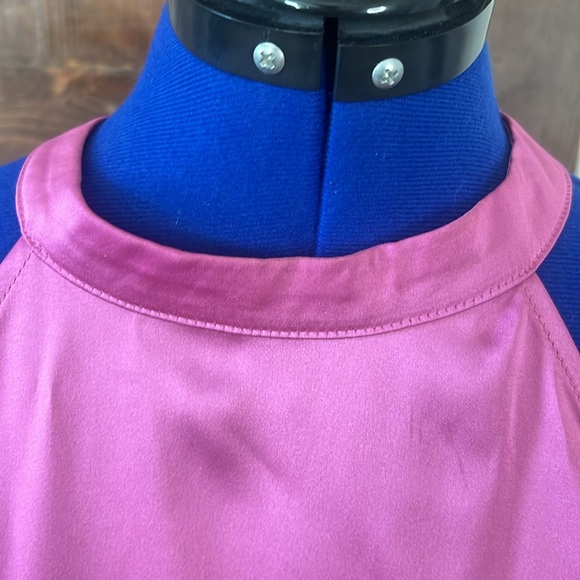 Hot pink satin top - Picture 4 of 8